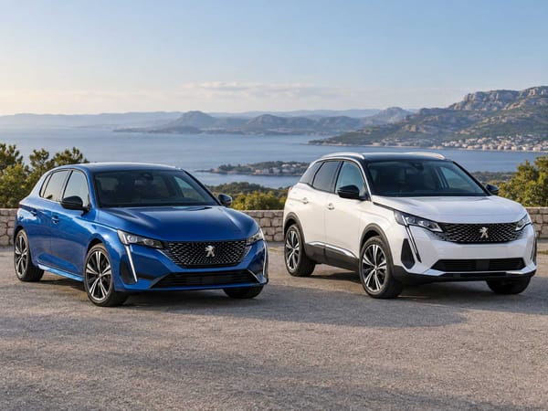 Papíron 2,35 millióval drágább — mennyi idő alatt térül meg egy elektromos Peugeot 208?